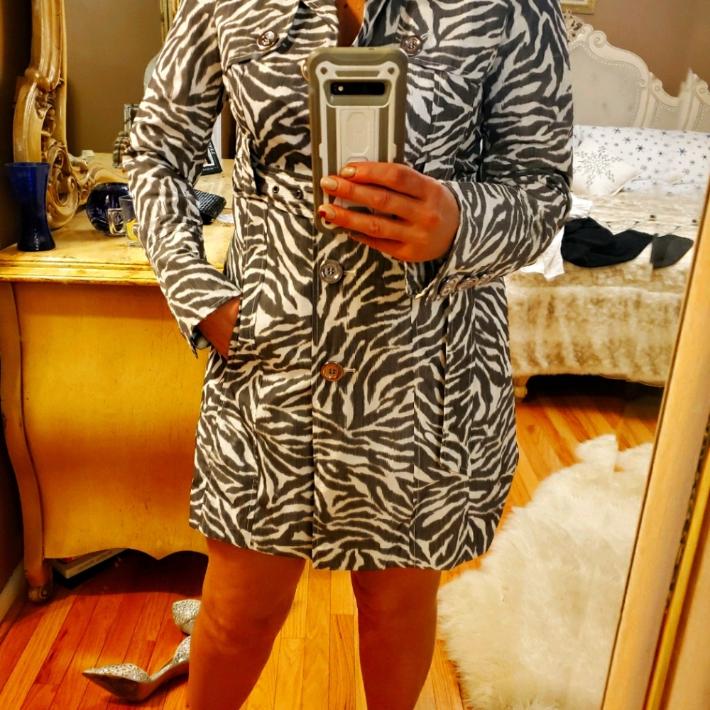 Rain coat